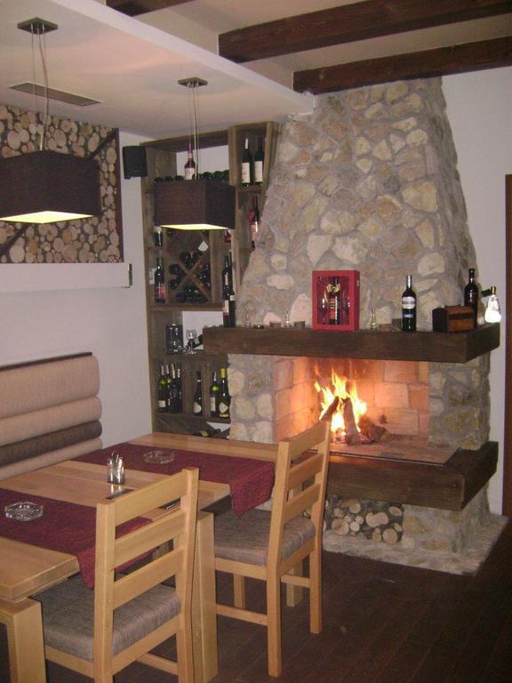 Guest House Zavicaj Пале Екстер'єр фото